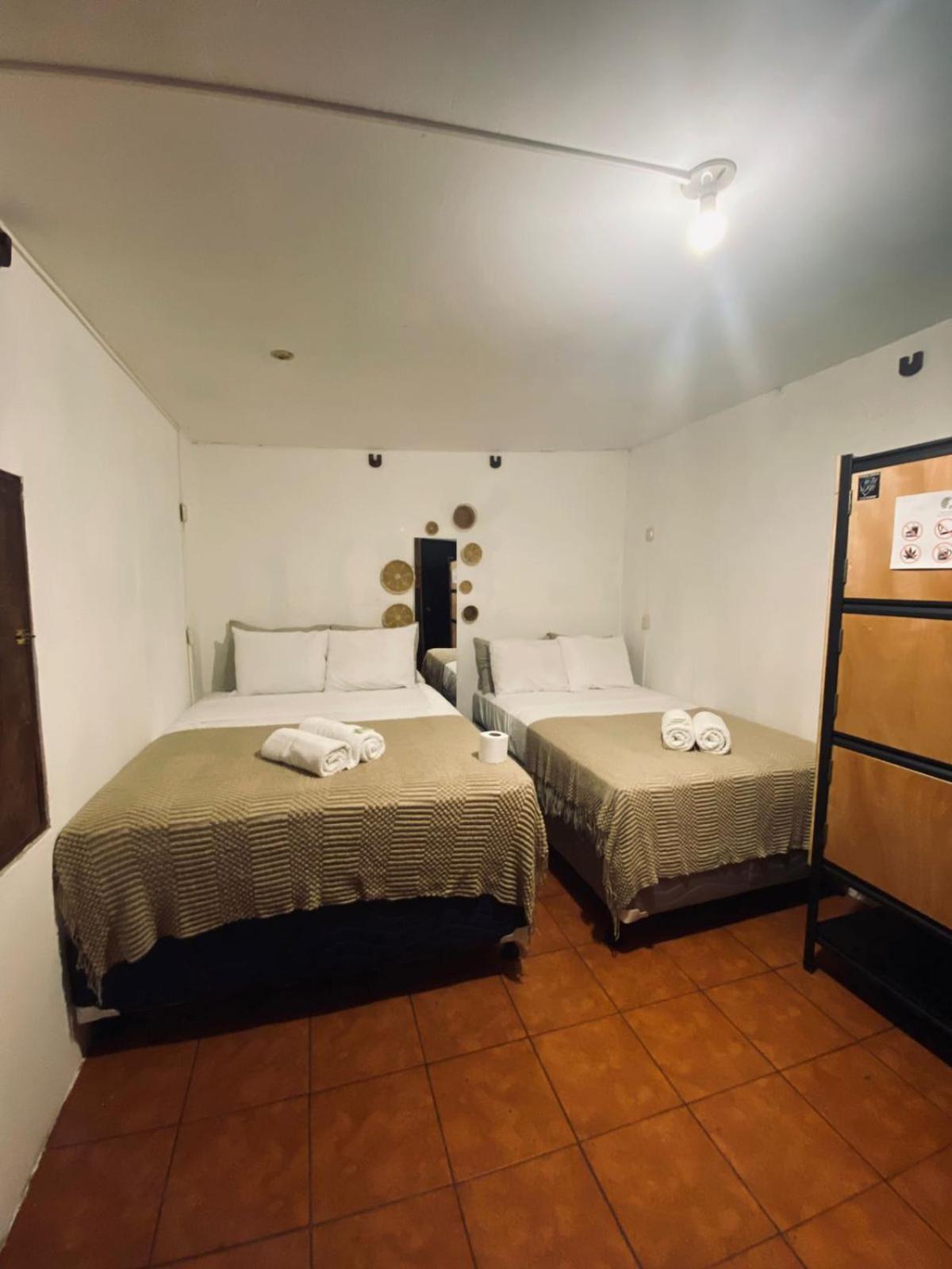 Hotel La Xinca Antigua Bagian luar foto